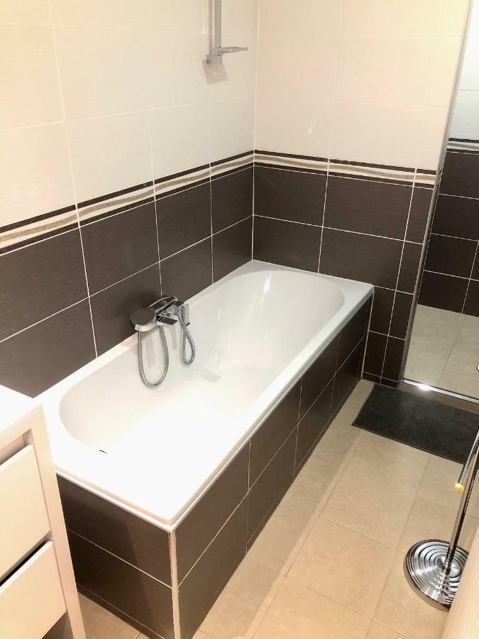 Gite 100M2, Jardin Prive, 3 Chambres A Mondelange Dış mekan fotoğraf